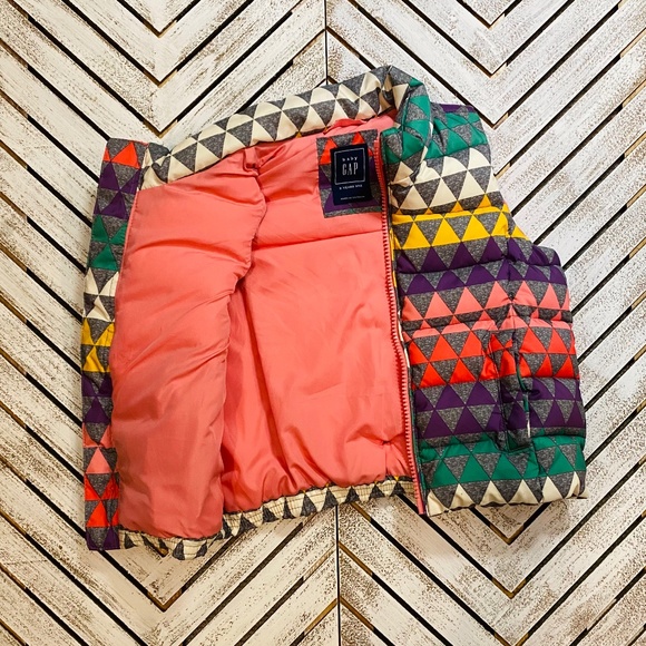 Like New GAP 4T Geometric Vest - Picture 2 of 4